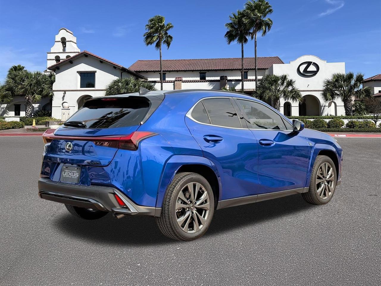 2025 Lexus UX 300h F SPORT Design