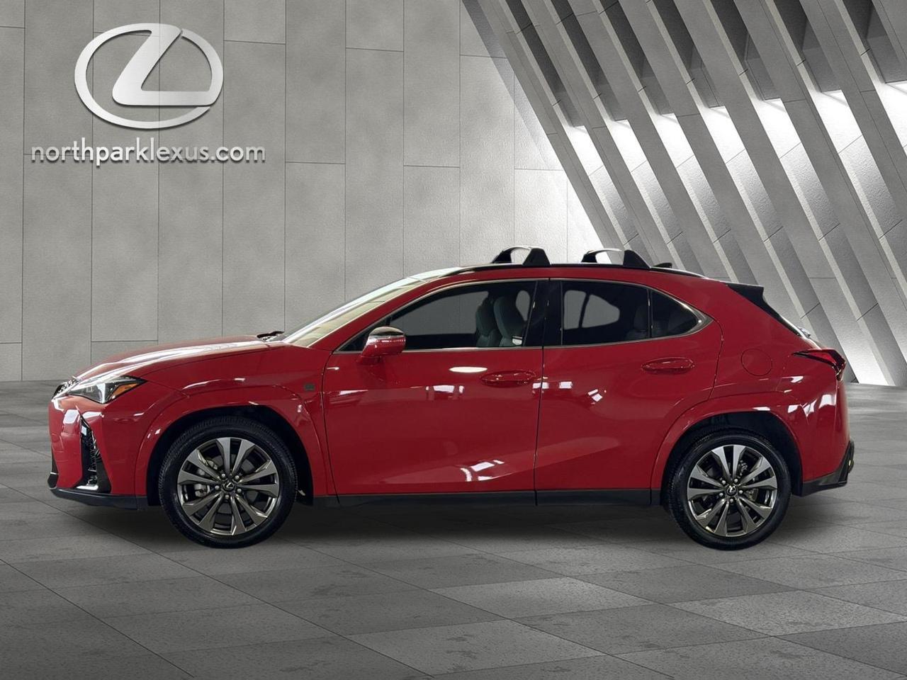 2025 Lexus UX 300h F SPORT Design