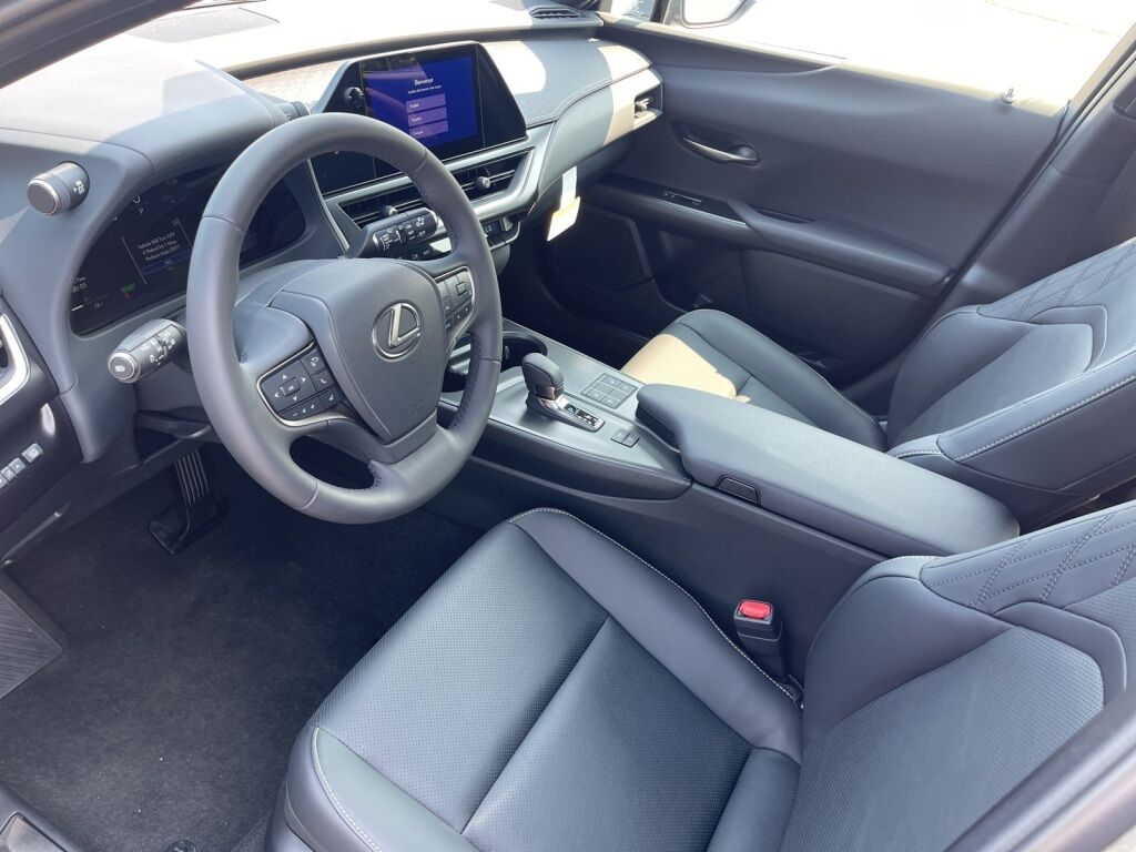 2025 Lexus UX 300h F SPORT Design Richmond VA