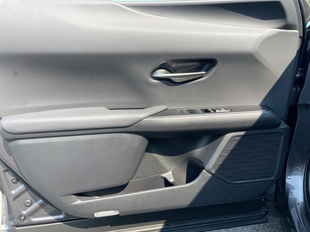 2025 Lexus UX 300h F SPORT Design Richmond VA