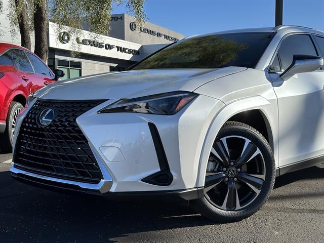 2025 Lexus UX 300h PREMIUM