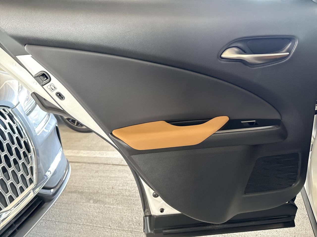 2025 Lexus UX 300h Premium San Antonio TX