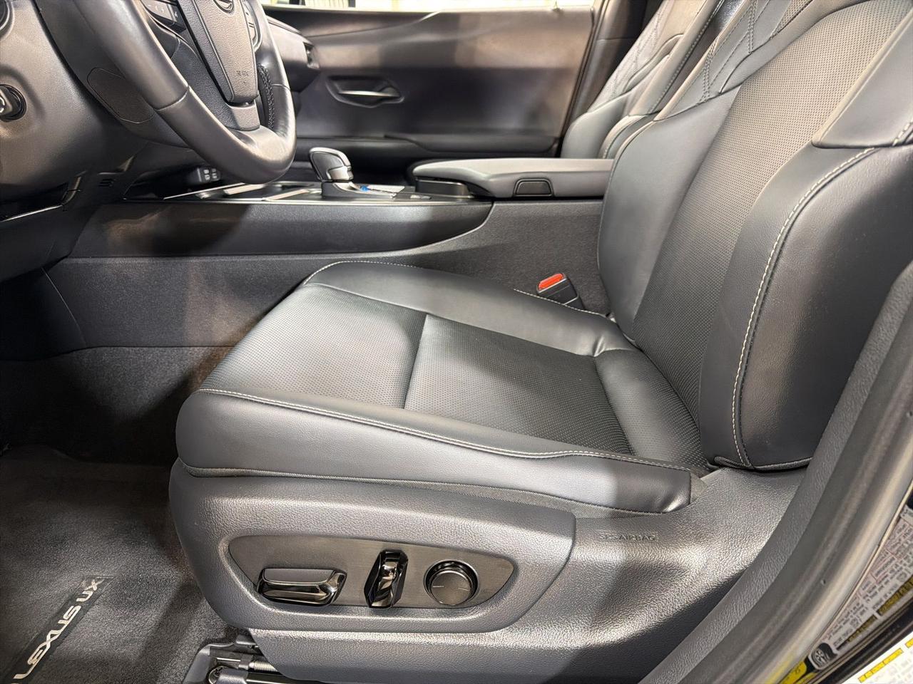 2025 Lexus UX 300h Premium Annapolis MD