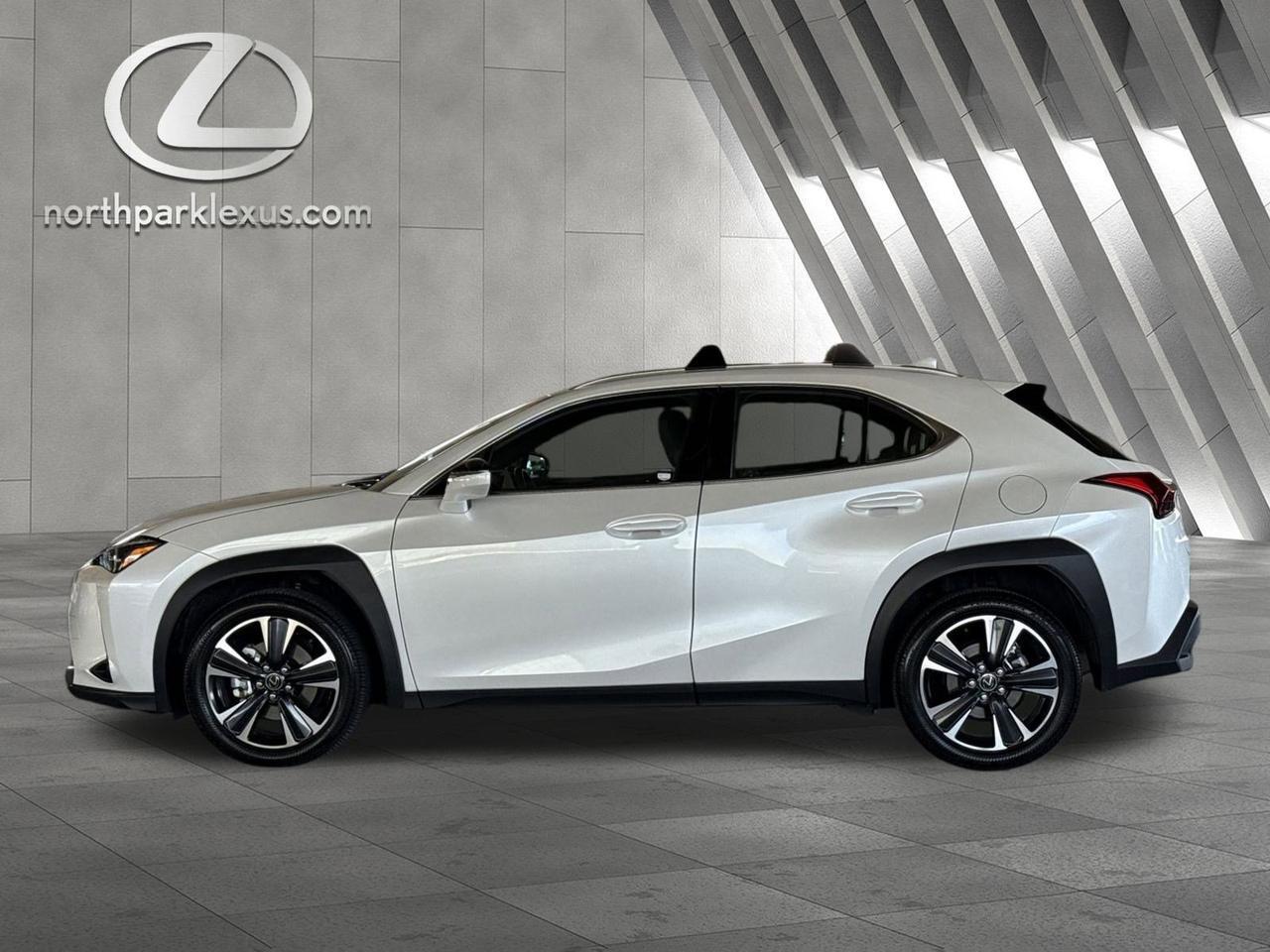 2025 Lexus UX