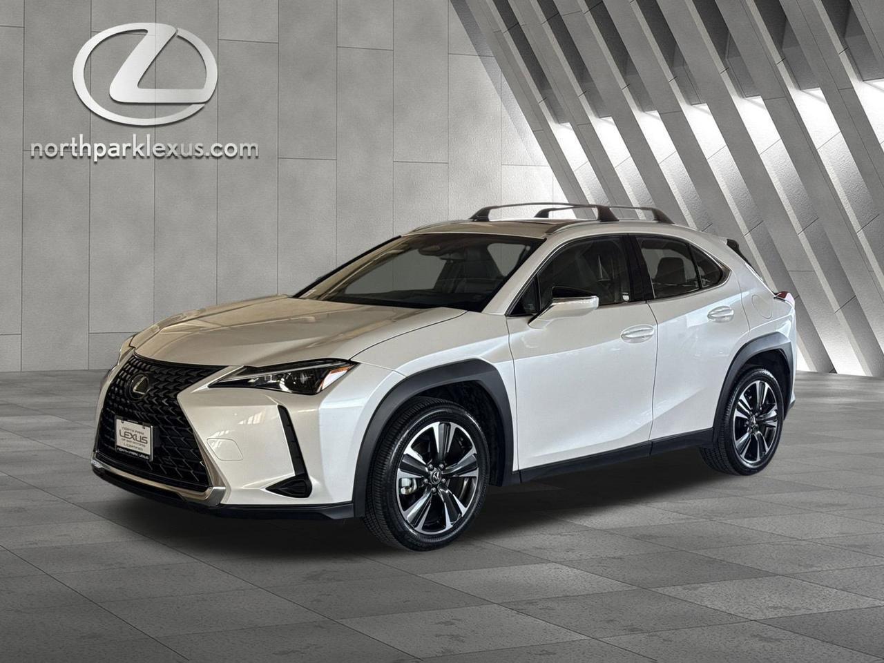 2025 Lexus UX 300h
