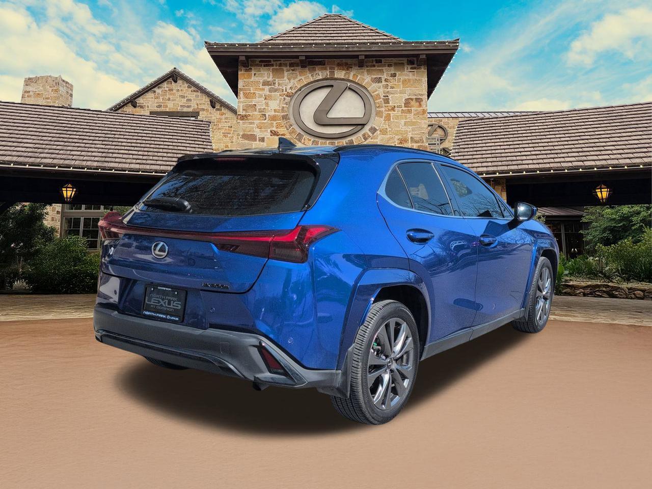 2025 Lexus UX BASE