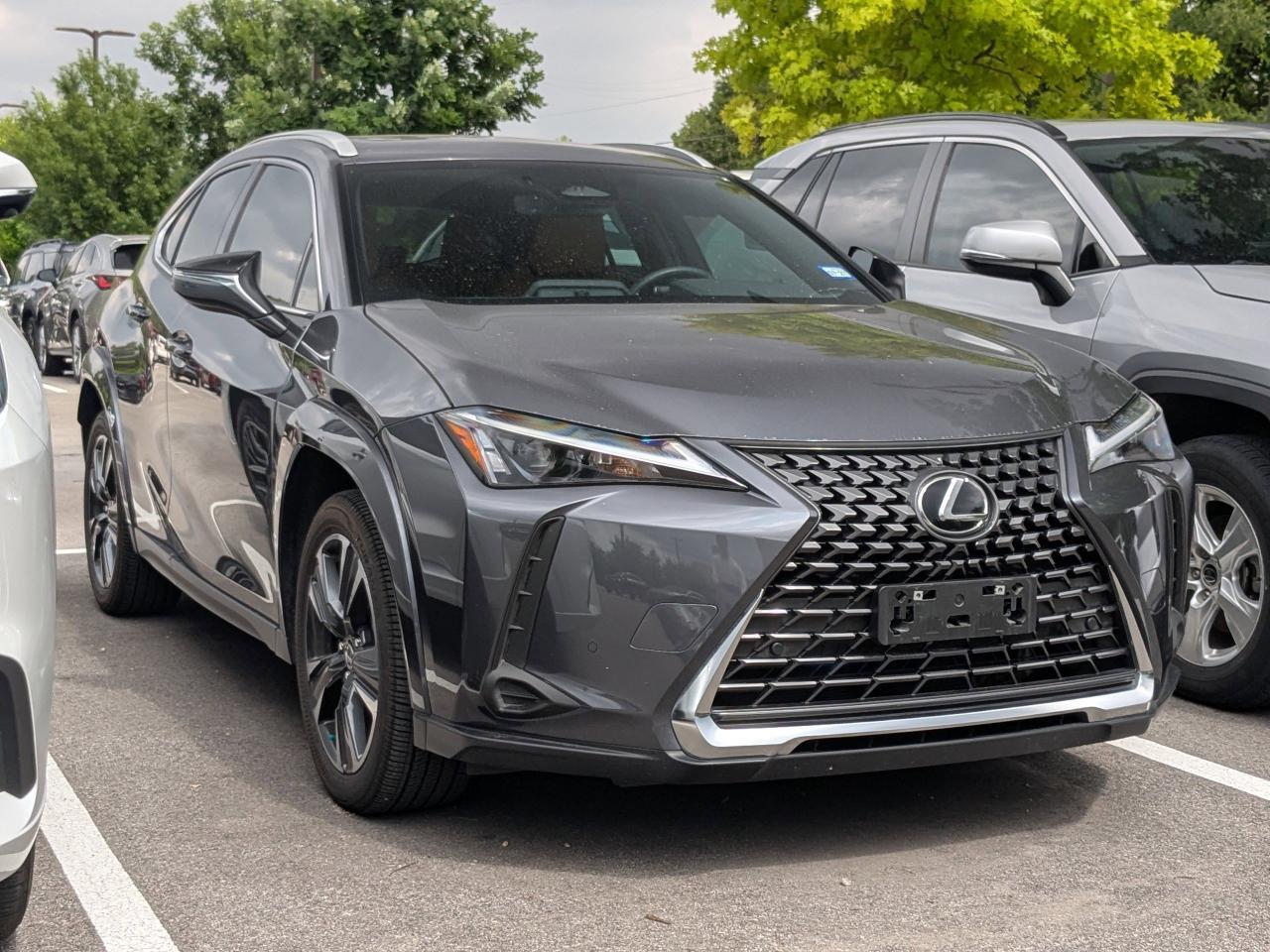 2025 Lexus UX BASE