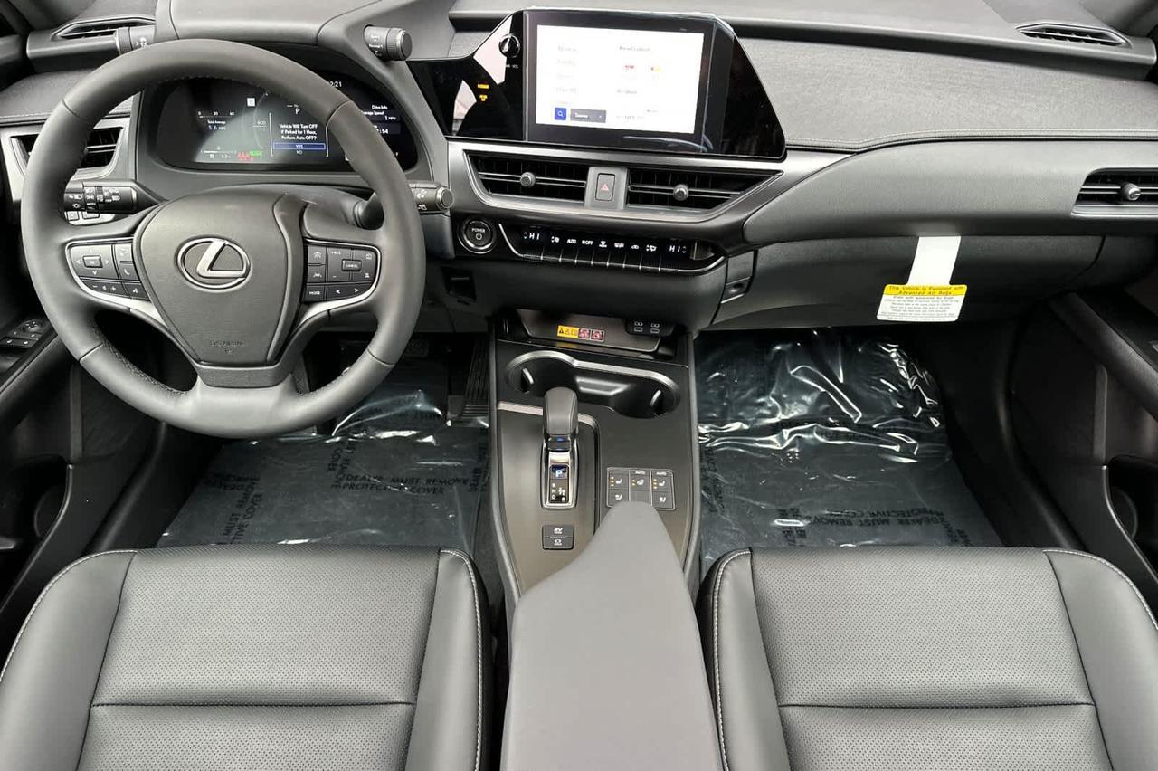 2025 Lexus UX F SPORT Design