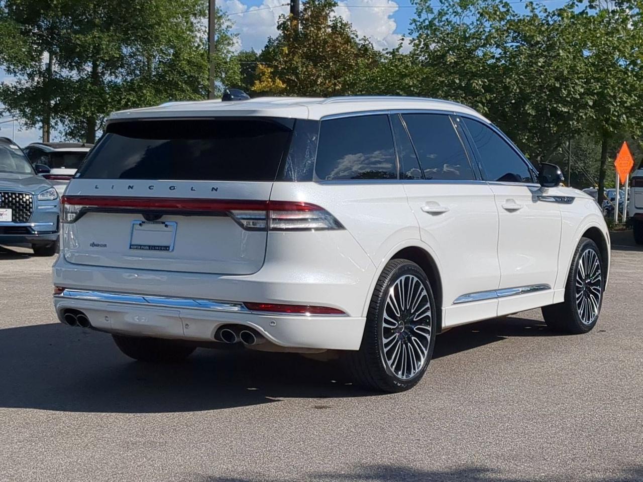 2025 Lincoln Aviator Black Label
