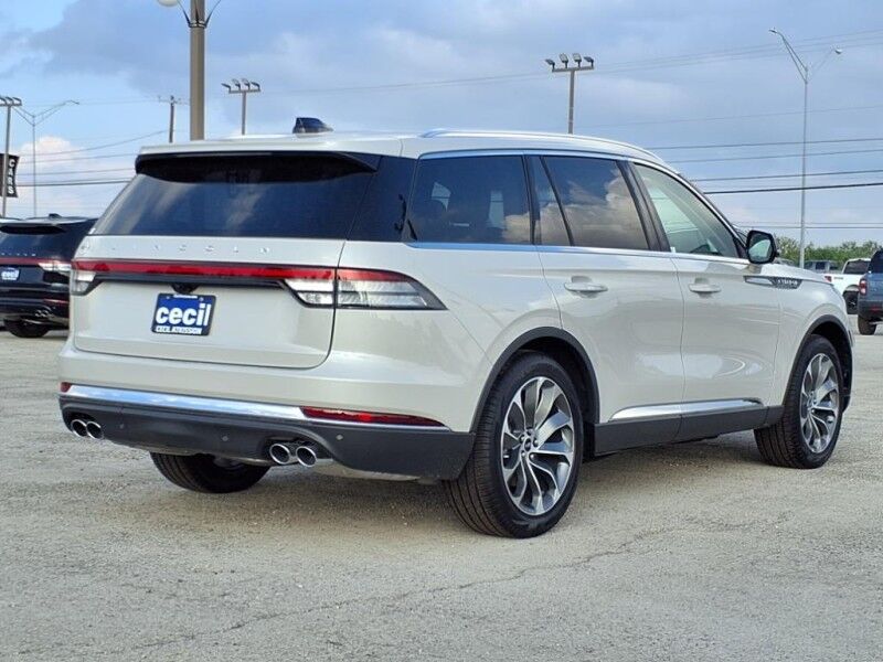 2025 Lincoln Aviator Reserve