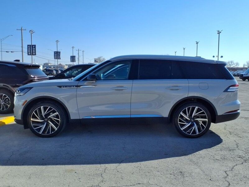 2025 Lincoln Aviator Reserve