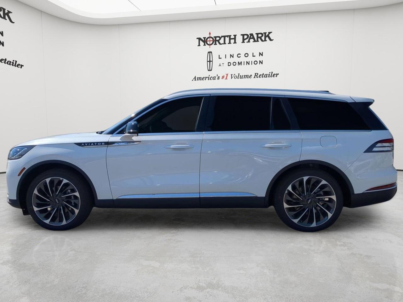 2025 Lincoln Aviator Reserve