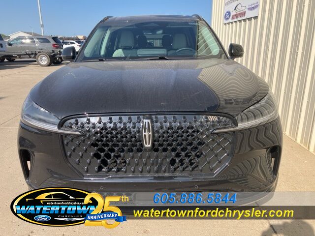 2025 Lincoln Aviator Reserve photo 2