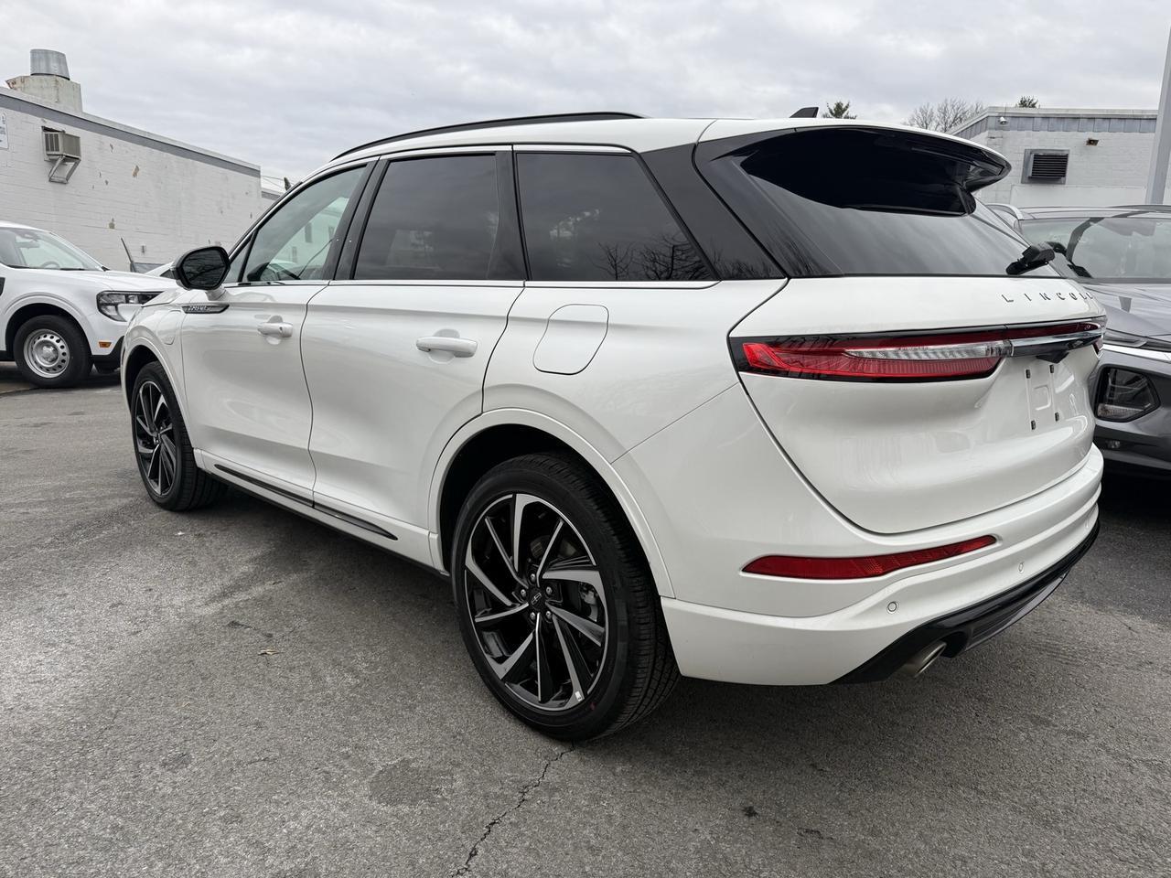 2025 Lincoln Corsair Plug-In Hybrid Grand Touring Gaithersburg MD