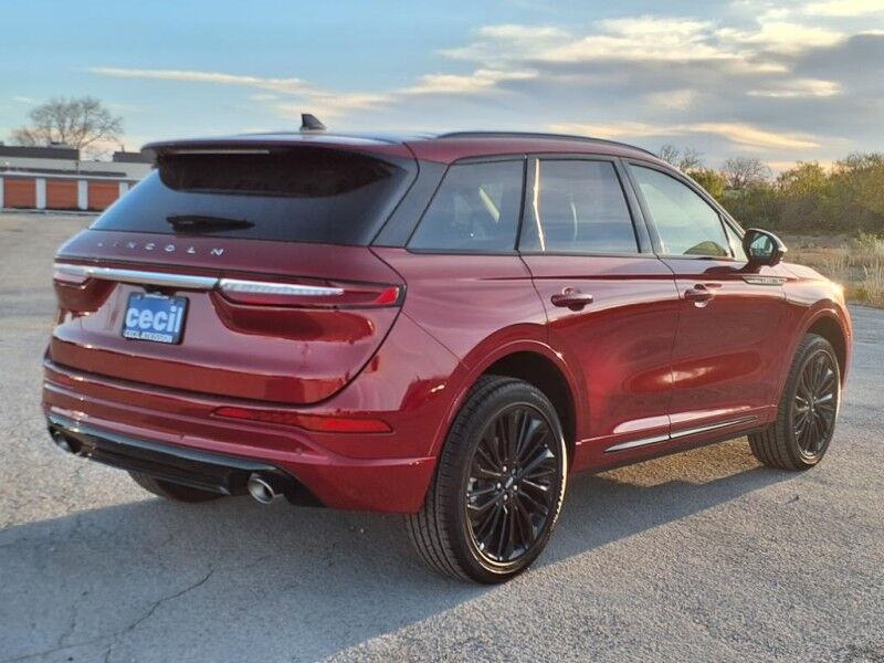 2025 Lincoln Corsair Premiere