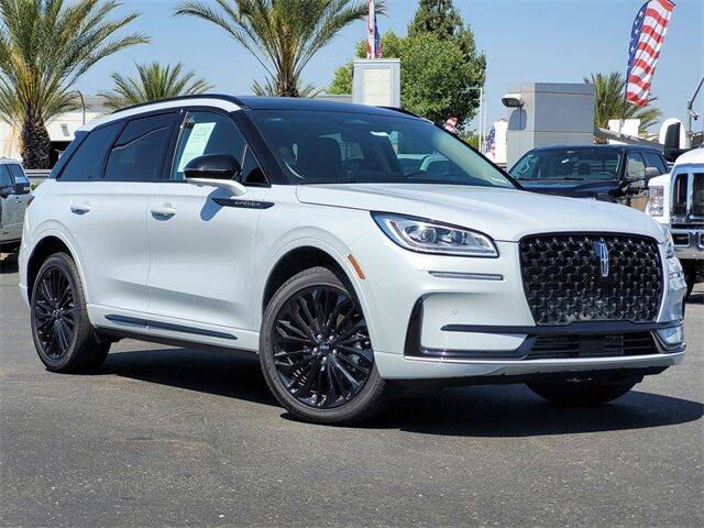 2025 Lincoln Corsair Premiere