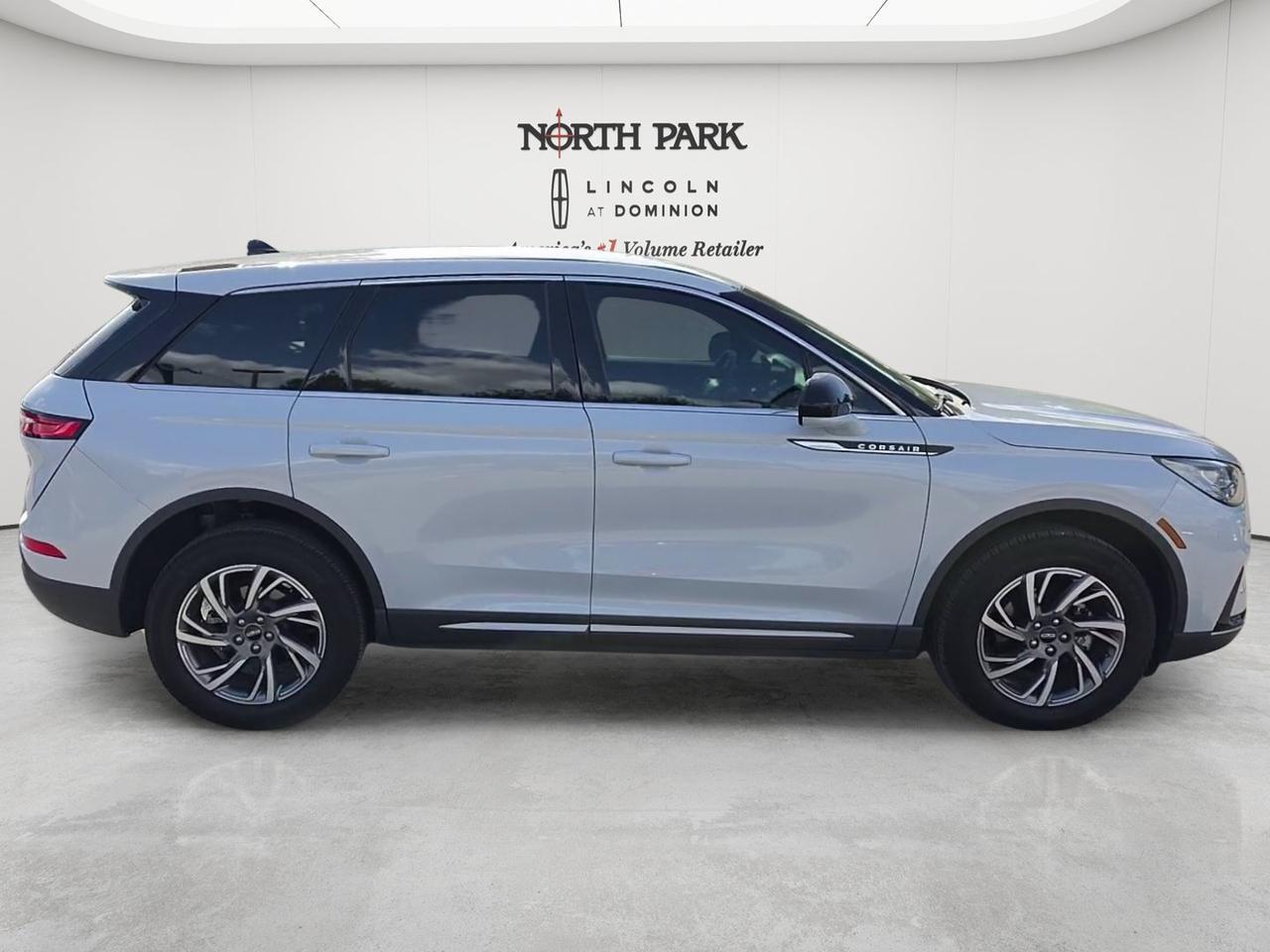 2025 Lincoln Corsair Premiere