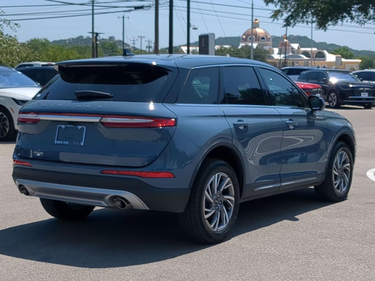 2025 Lincoln Corsair Premiere