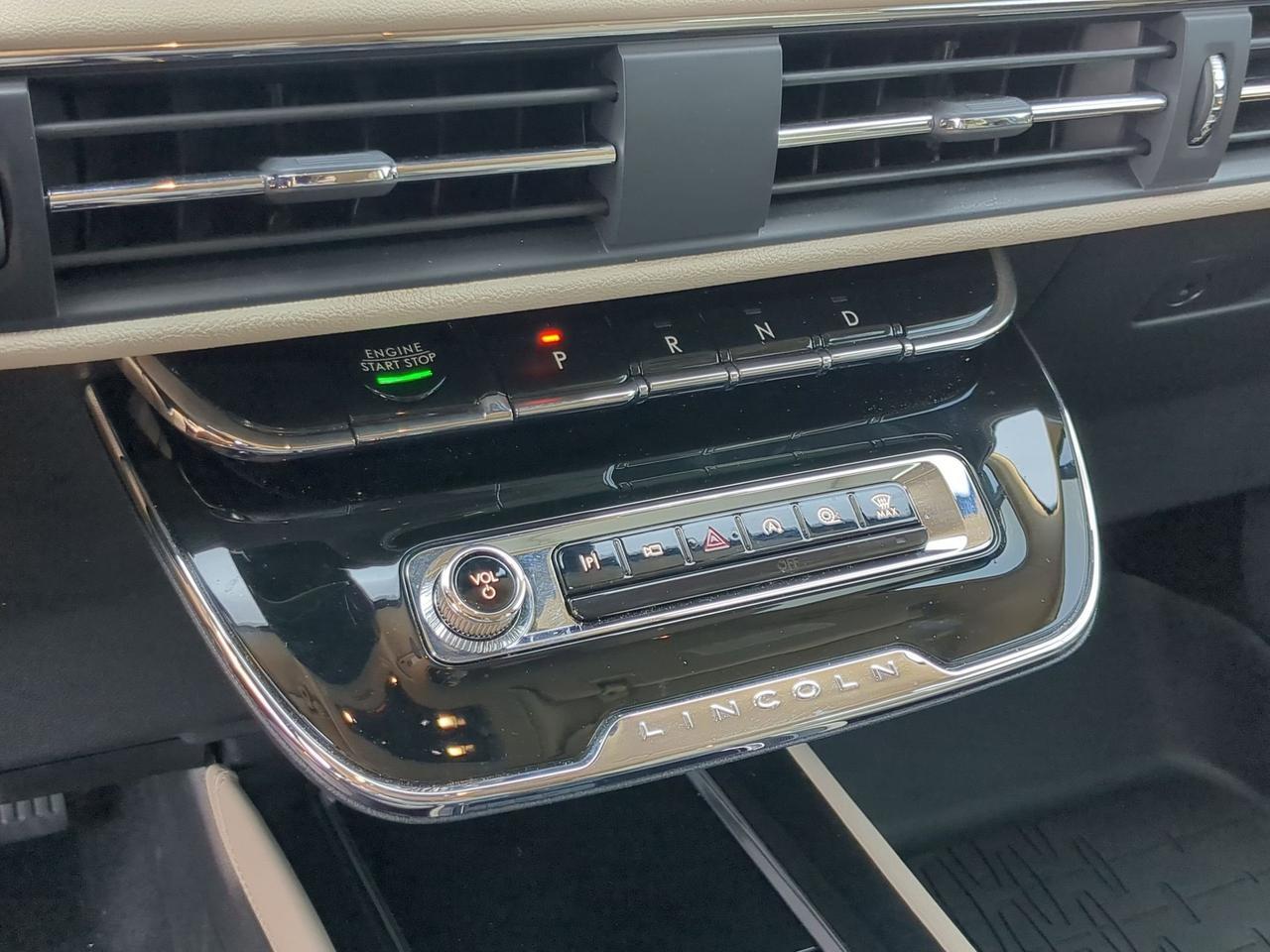 2025 Lincoln Corsair Premiere