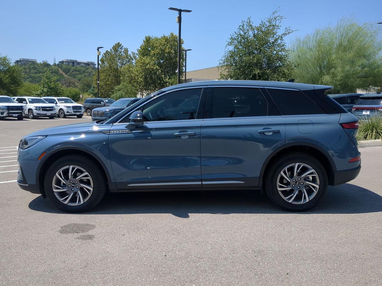 2025 Lincoln Corsair Premiere