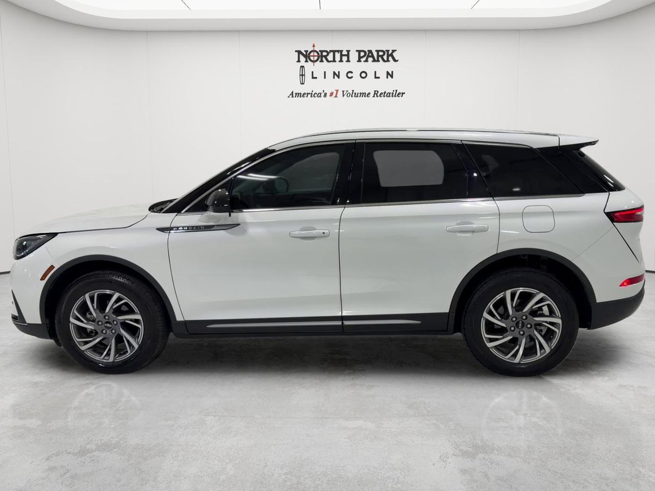 2025 Lincoln Corsair Premiere