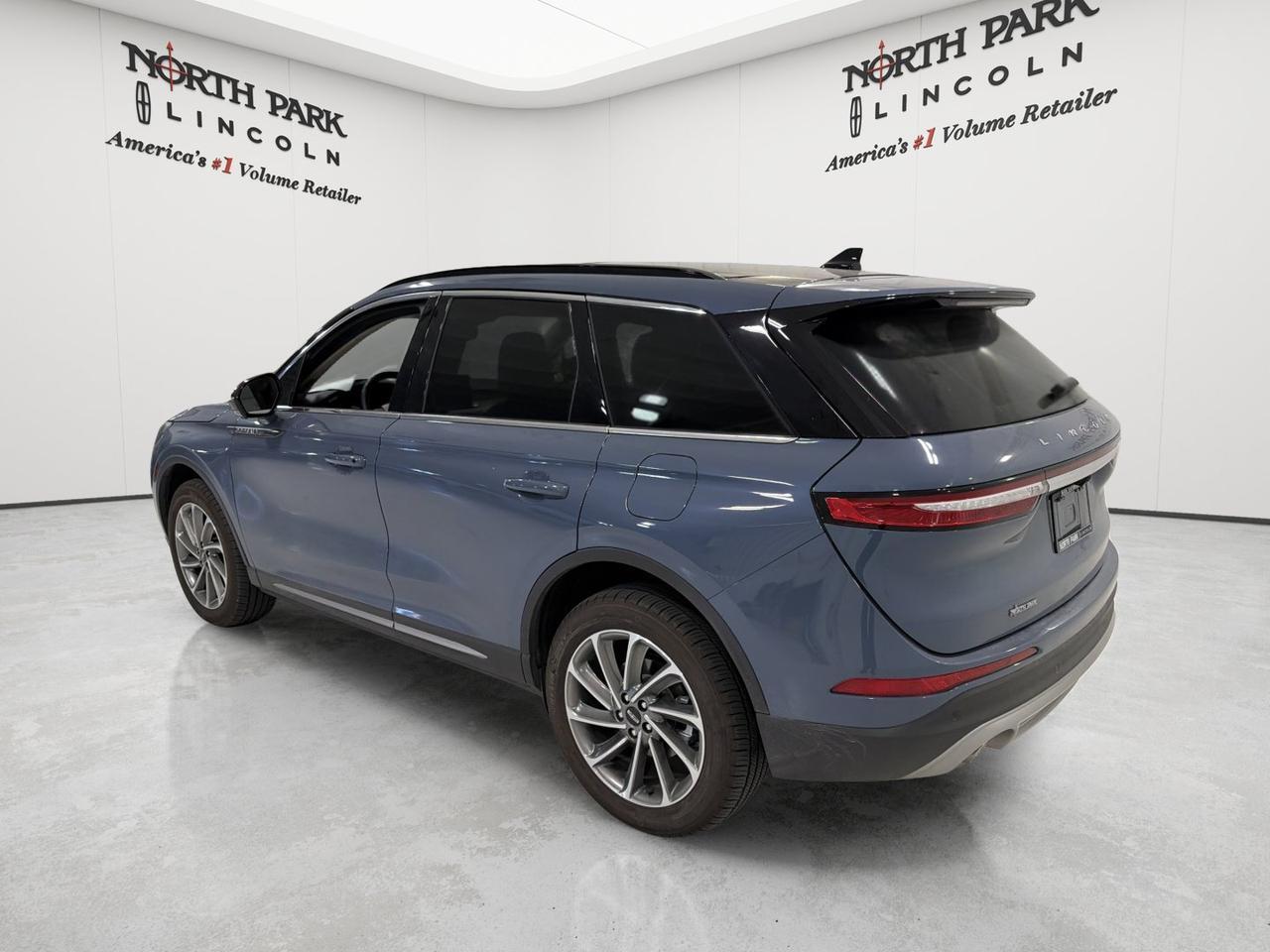 2025 Lincoln Corsair Premiere