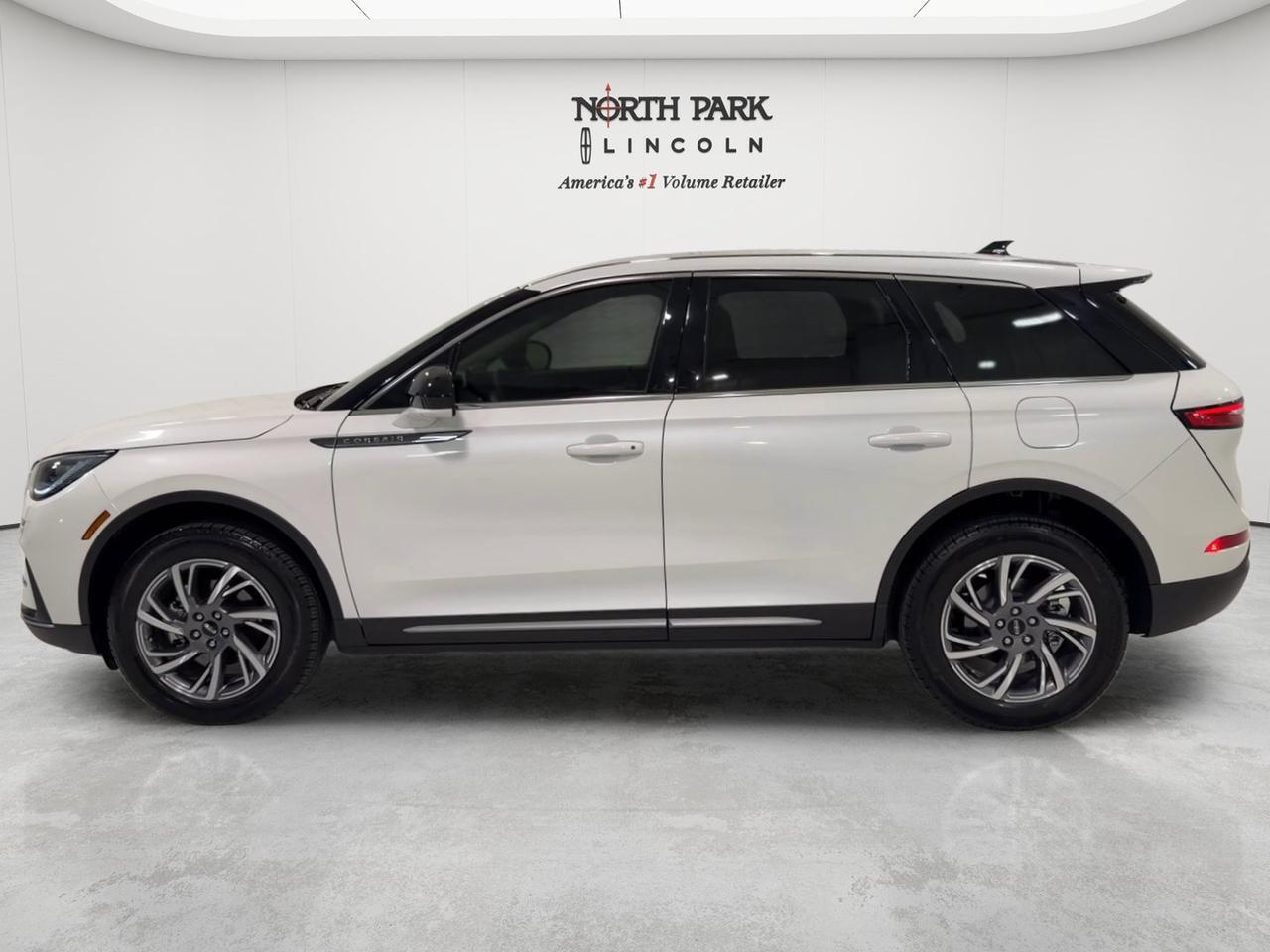 2025 Lincoln Corsair Premiere