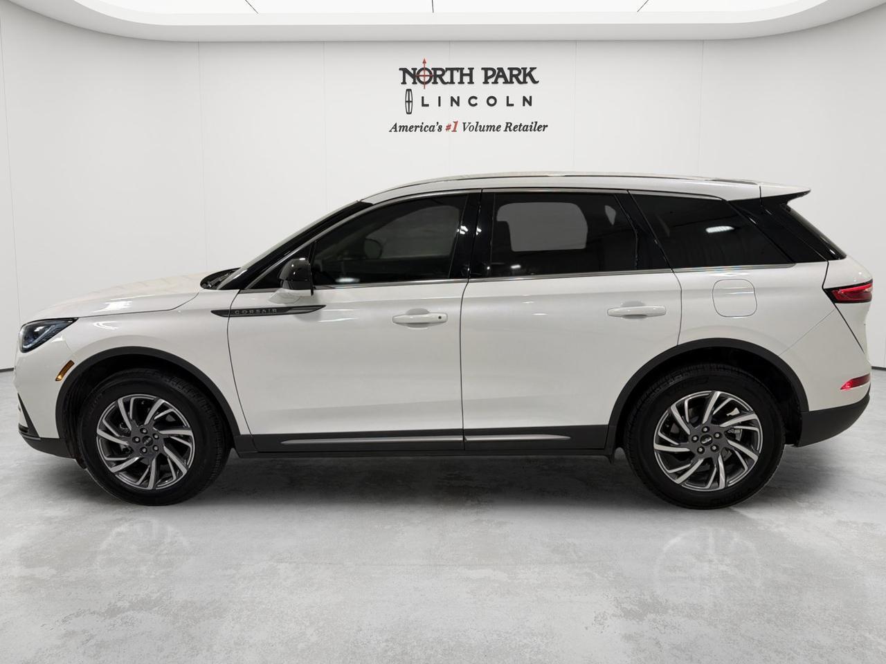 2025 Lincoln Corsair Premiere