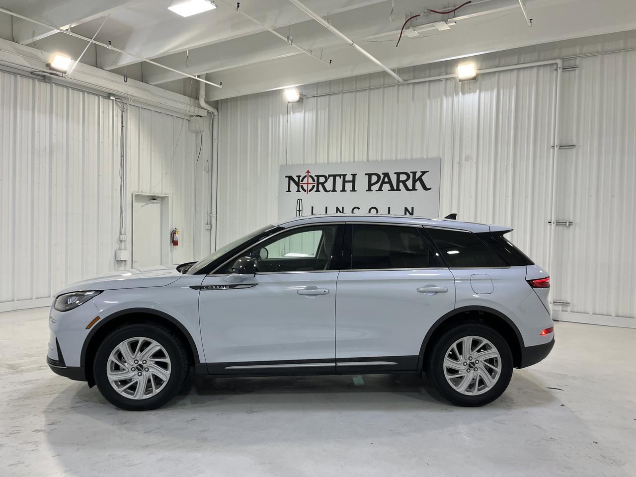 2025 Lincoln Corsair Premiere