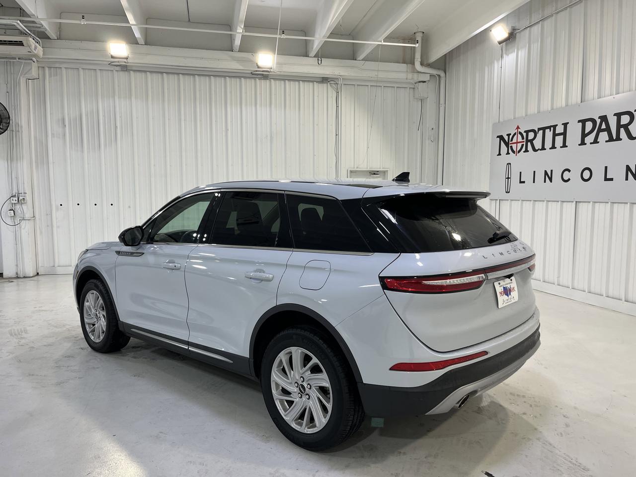 2025 Lincoln Corsair Premiere