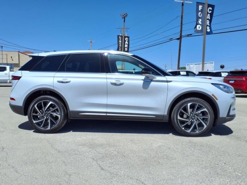 2025 Lincoln Corsair Reserve