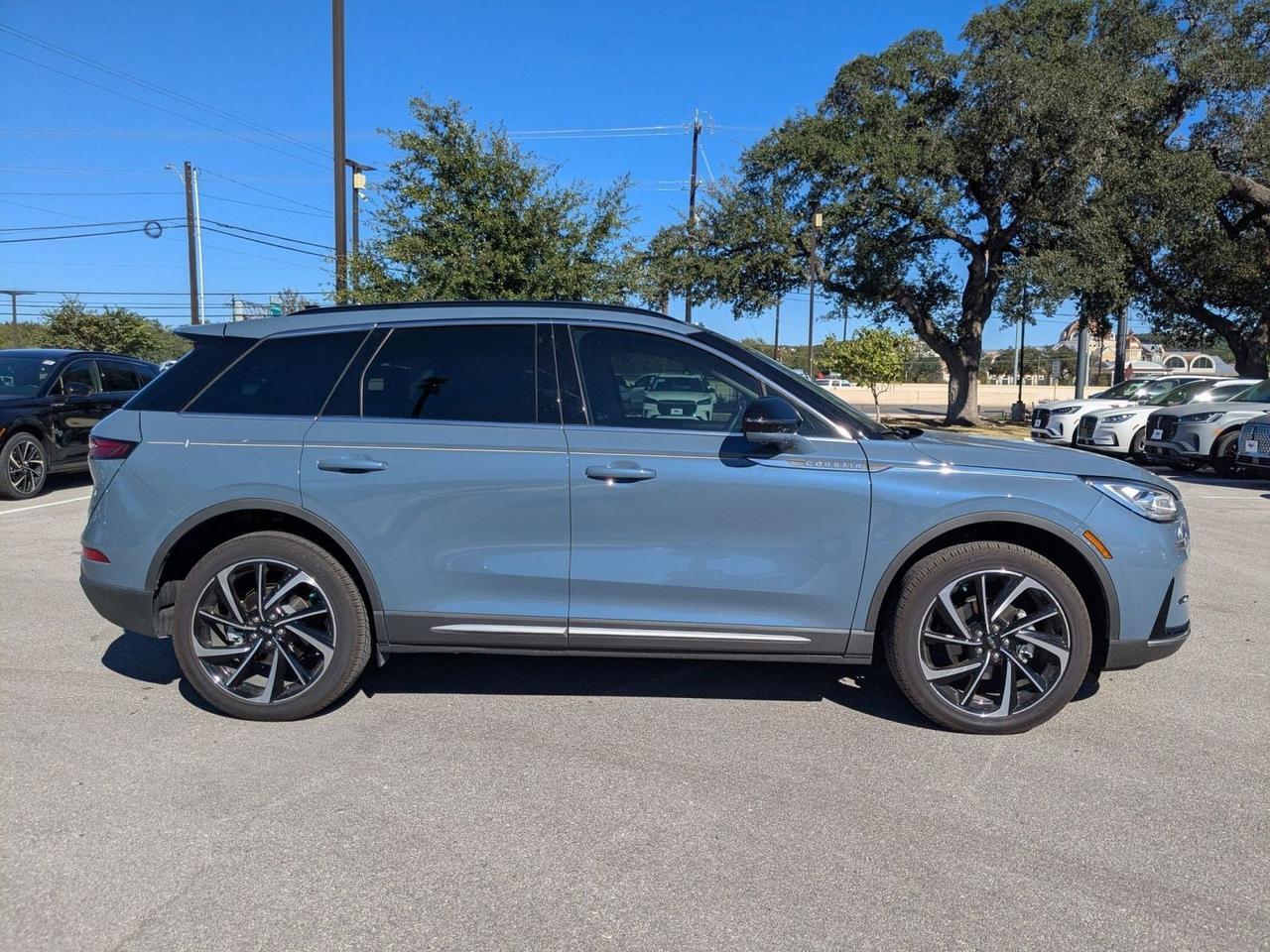 2025 Lincoln Corsair Reserve