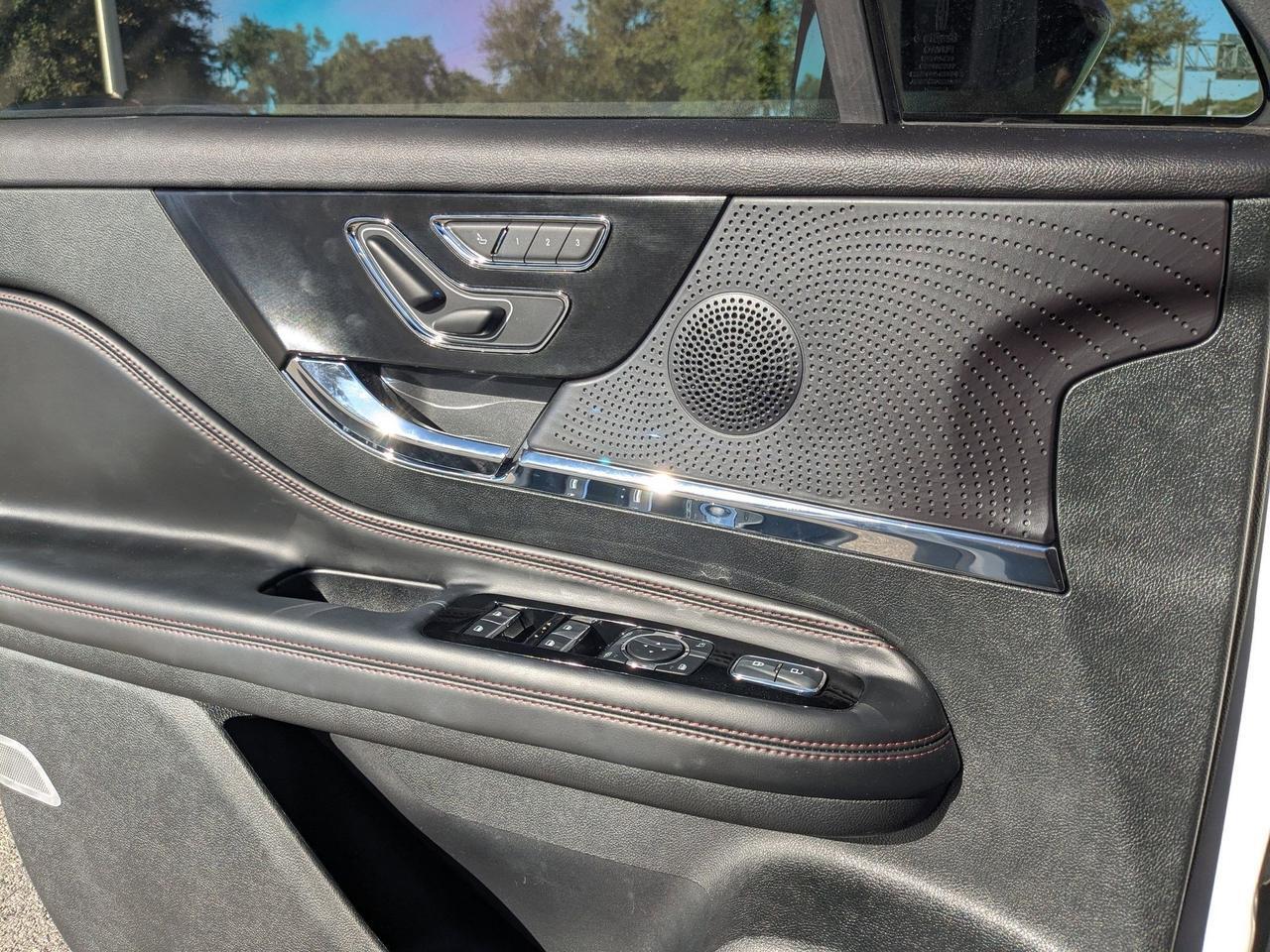 2025 Lincoln Corsair Reserve