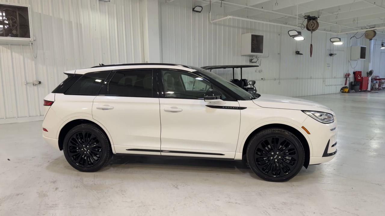 2025 Lincoln Corsair Reserve