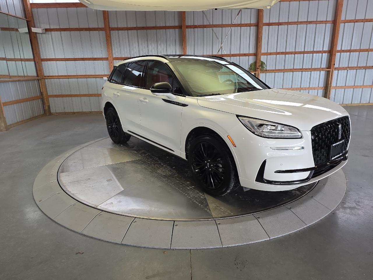 2025 Lincoln Corsair Reserve Sand Lake NY