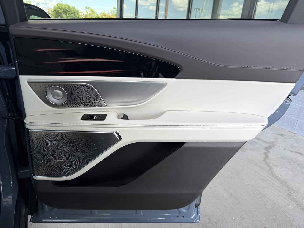 2025 Lincoln Nautilus Black Label Knoxville TN