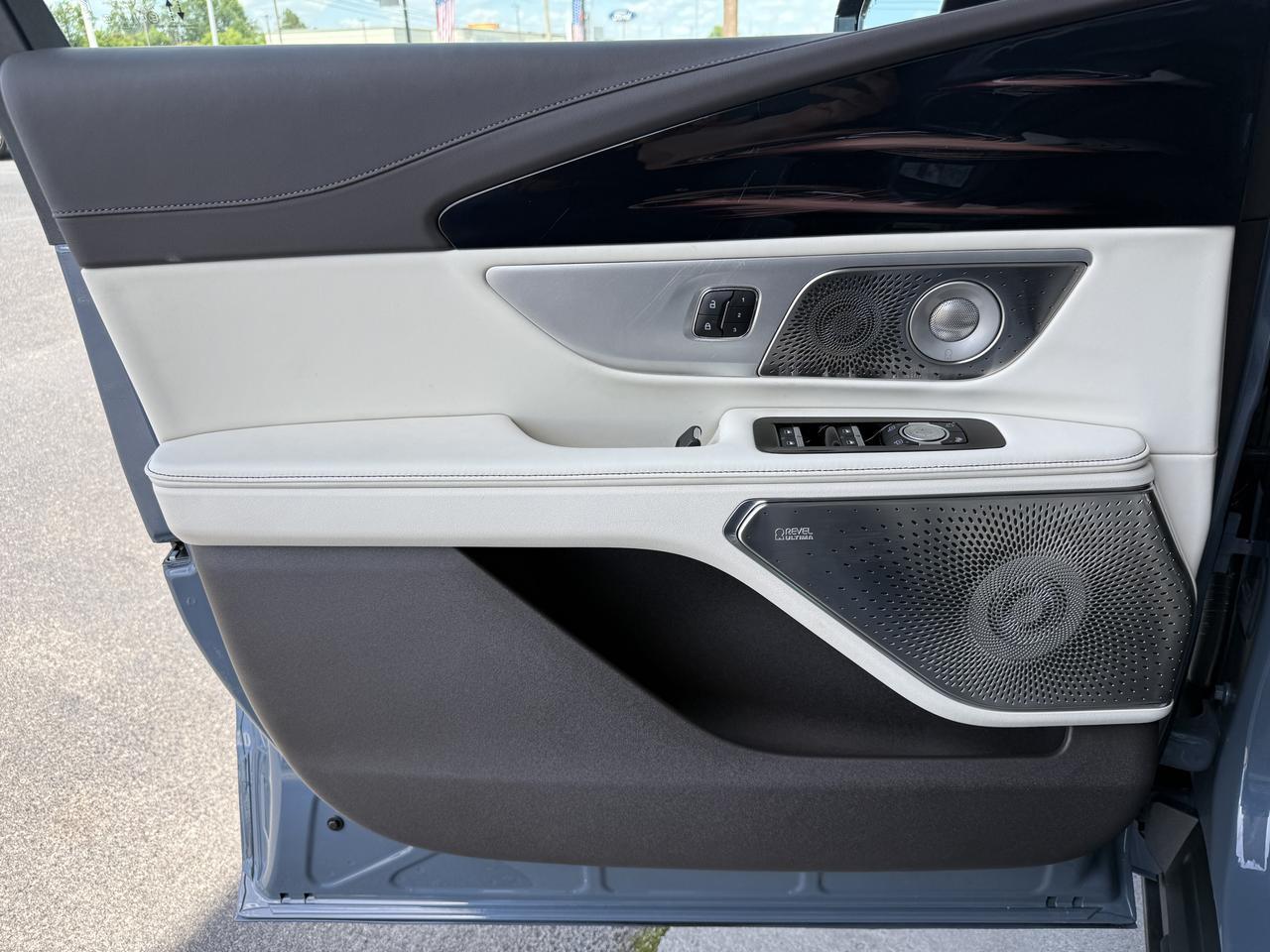 2025 Lincoln Nautilus Black Label Knoxville TN