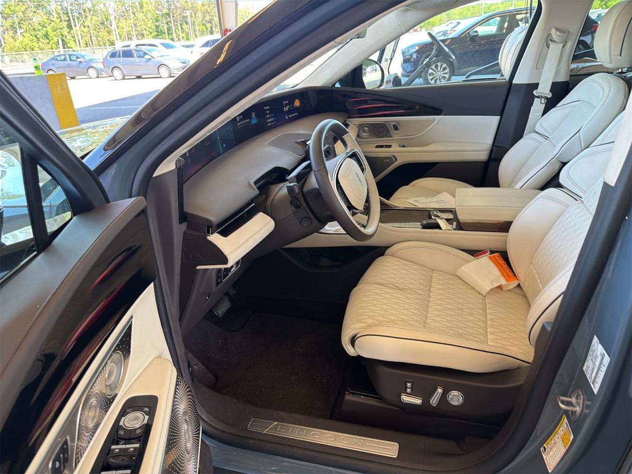 2025 Lincoln Nautilus Black Label Knoxville TN