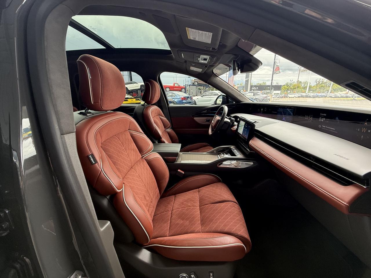 2025 Lincoln Nautilus Black Label Knoxville TN