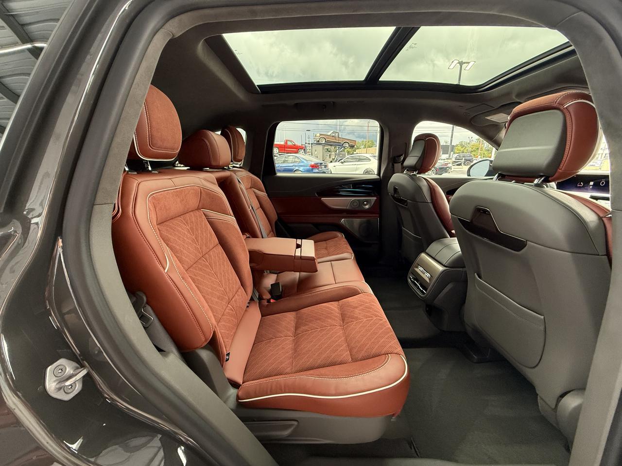 2025 Lincoln Nautilus Black Label Knoxville TN