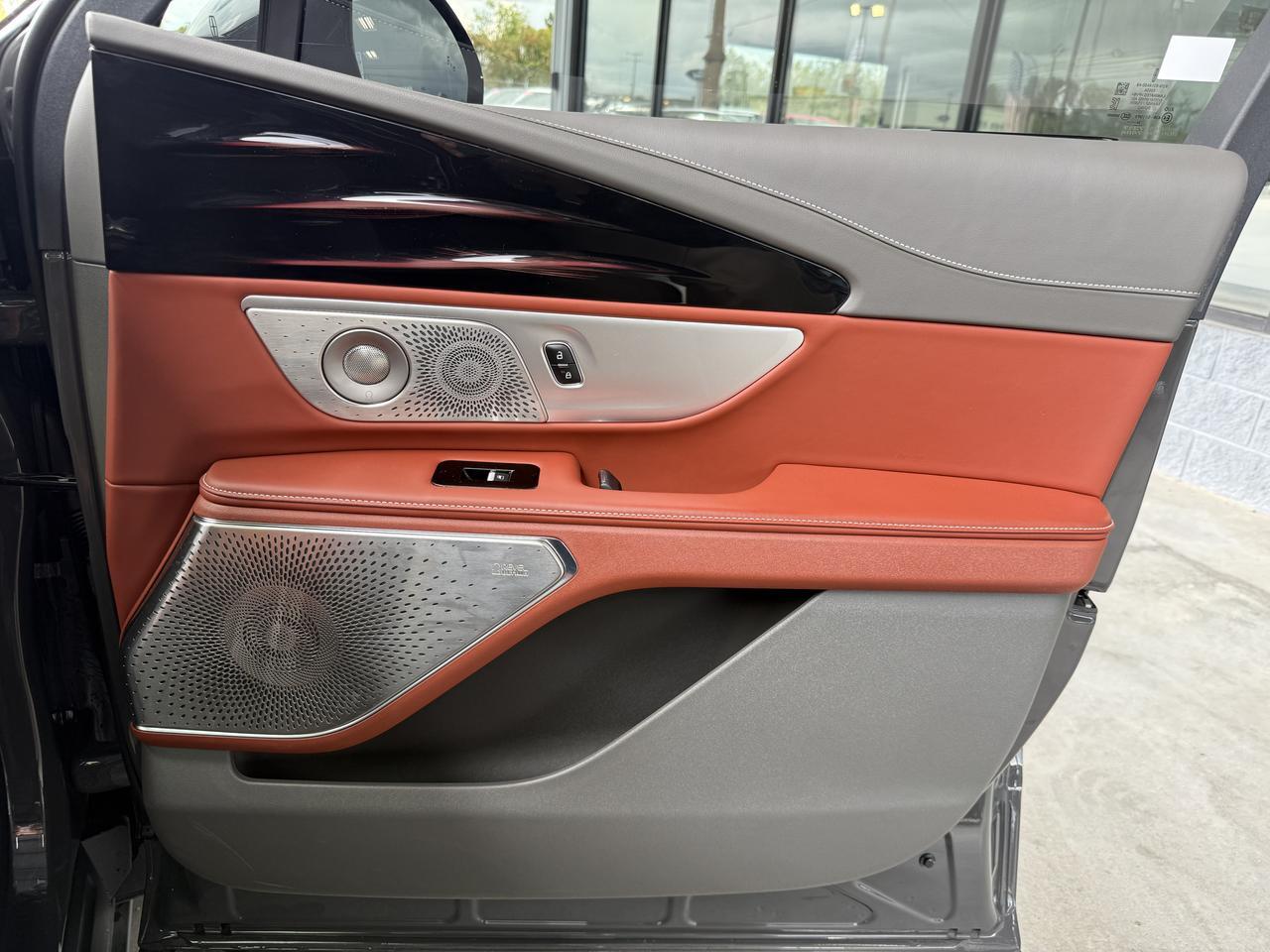2025 Lincoln Nautilus Black Label Knoxville TN