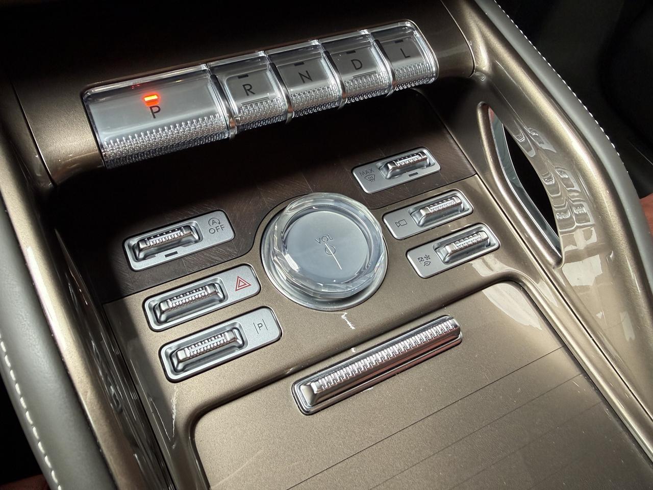 2025 Lincoln Nautilus Black Label Knoxville TN