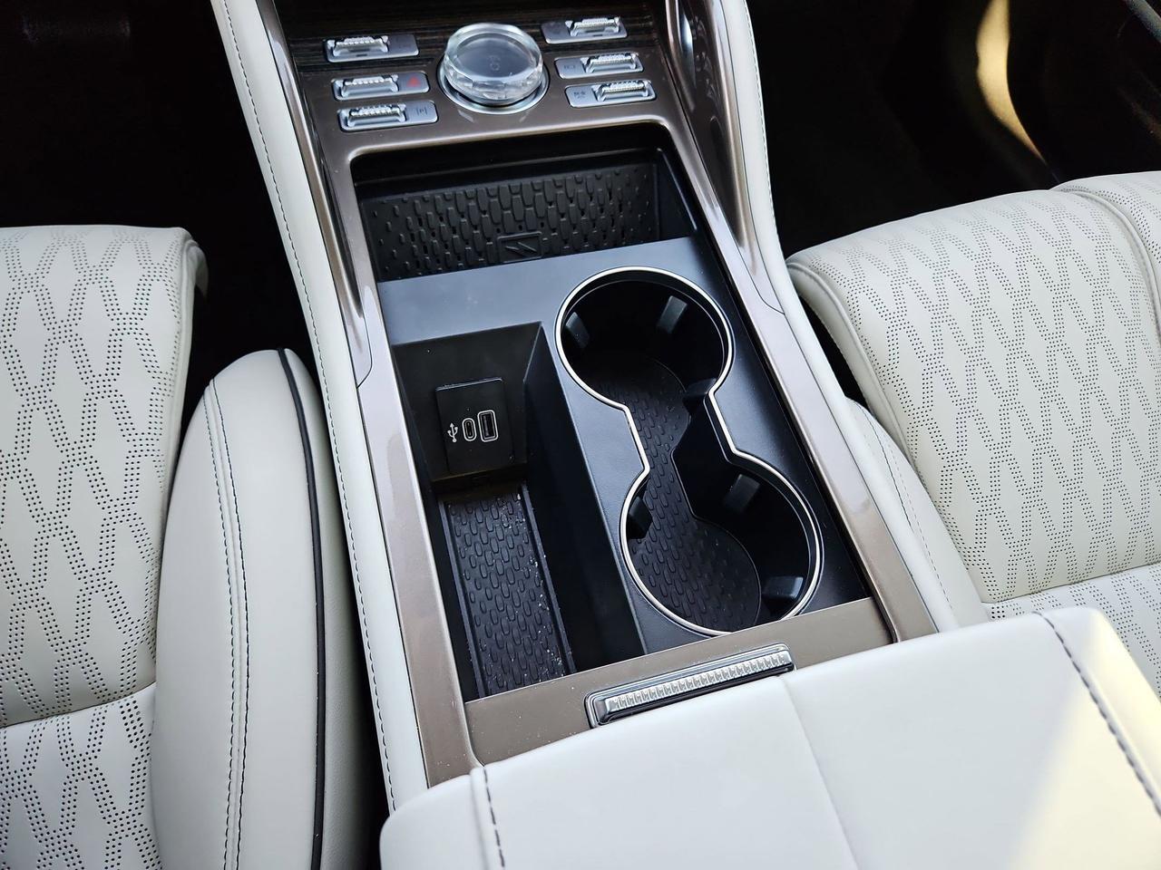 2025 Lincoln Nautilus Black Label