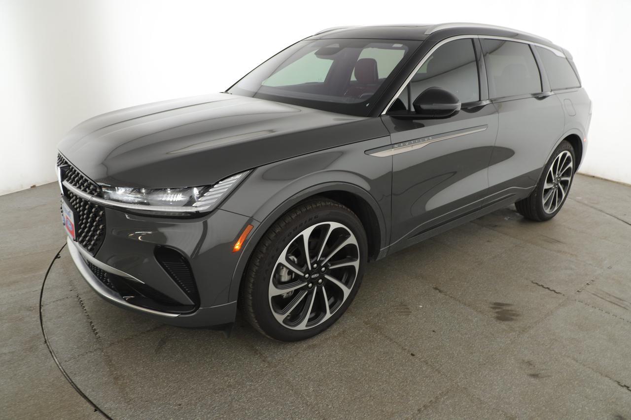 2025 Lincoln Nautilus Black Label