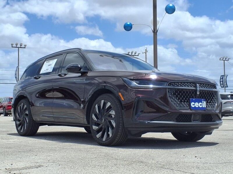 2025 Lincoln Nautilus Reserve