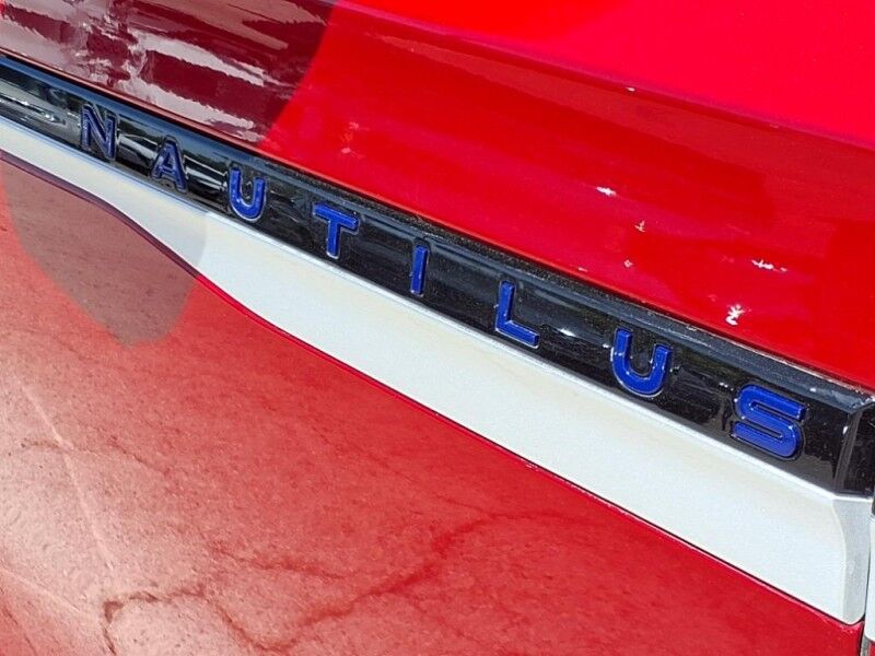 2025 Lincoln Nautilus Reserve