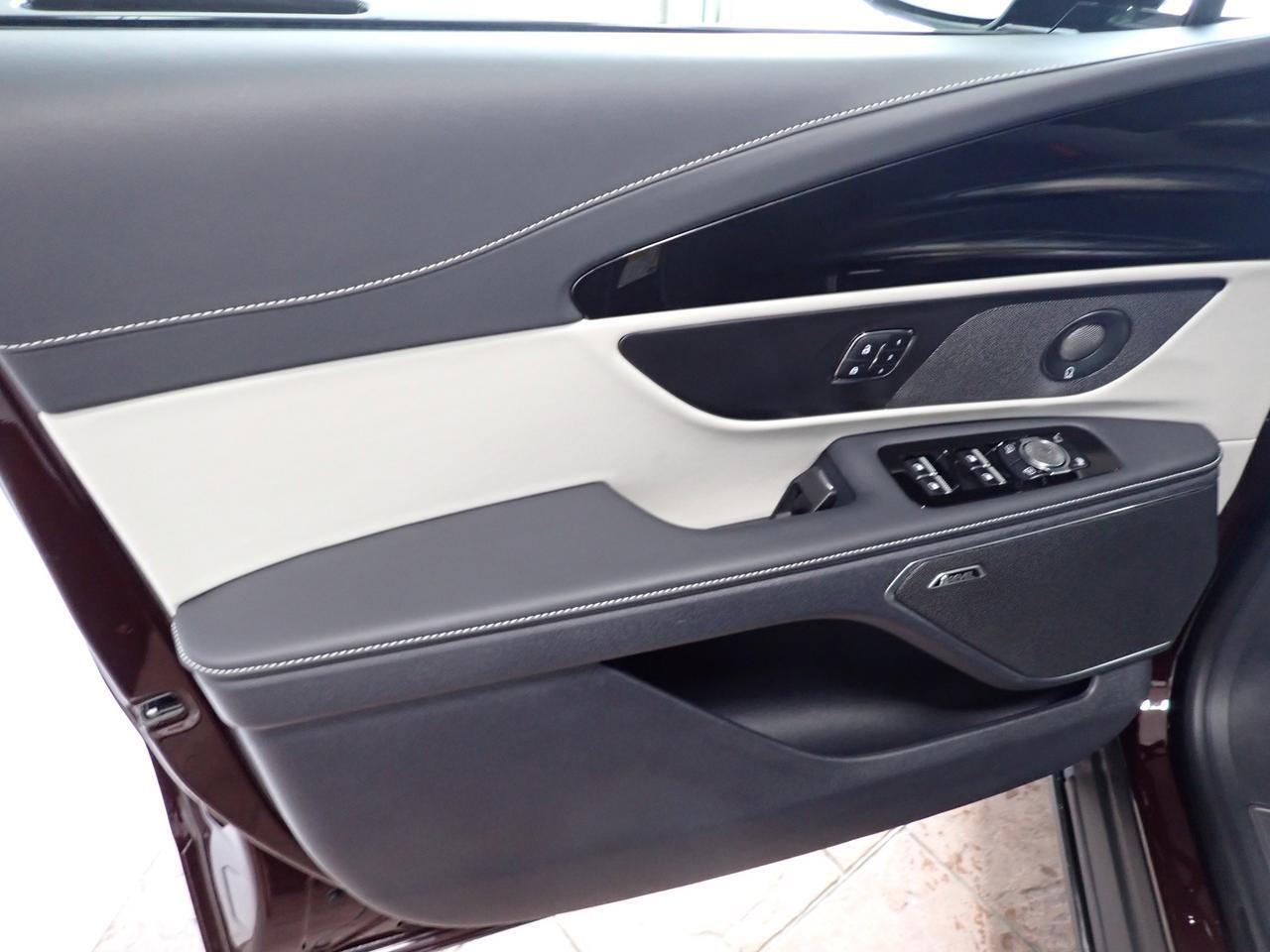 2025 Lincoln Nautilus Reserve AWD LEATHER NAVI SUNROOF Listowel ON