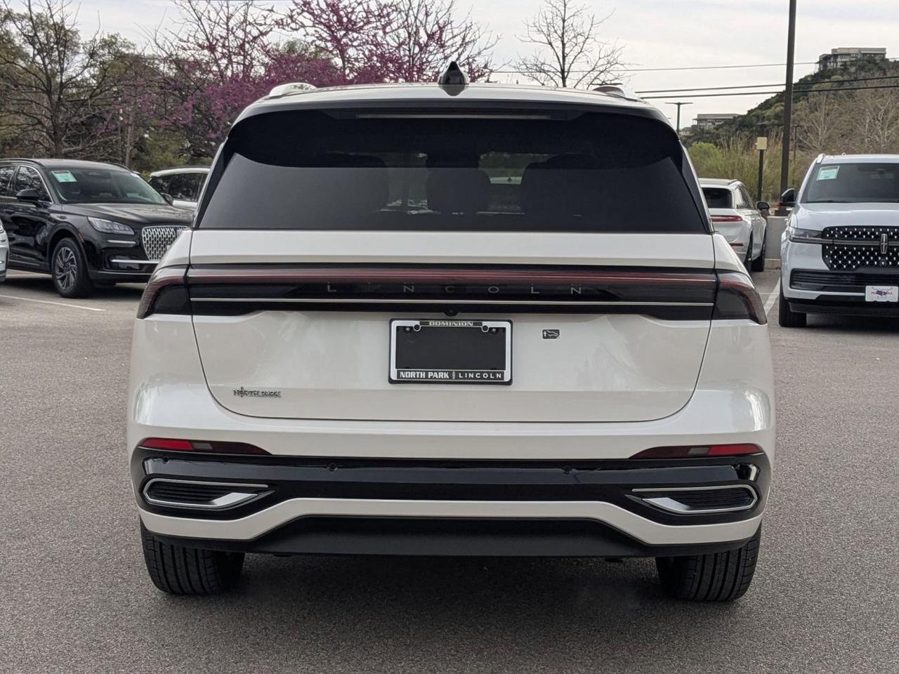 2025 Lincoln Nautilus Reserve