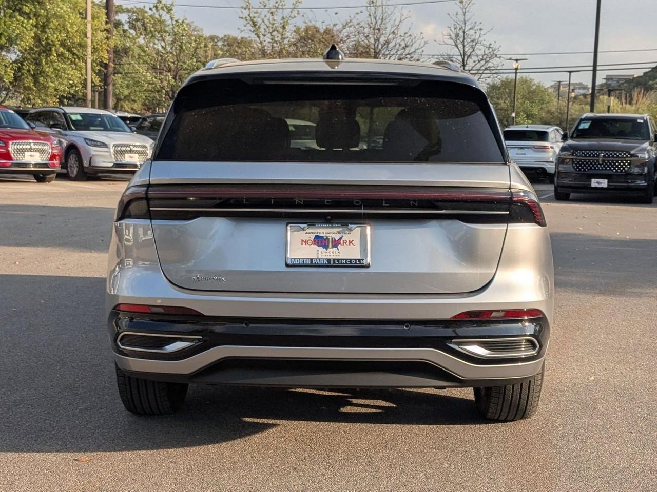 2025 Lincoln Nautilus Reserve