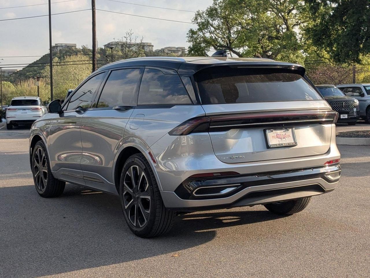 2025 Lincoln Nautilus Reserve
